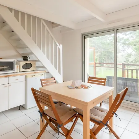 Logement Pour 4 Vue Sur Le Golf De *
